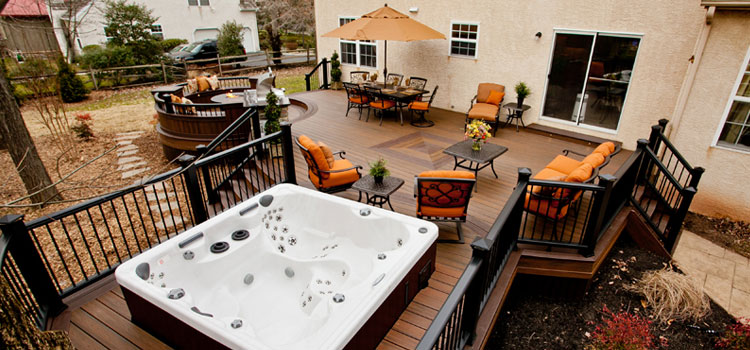 Creative Custom Decks Design in Valley Village, CA