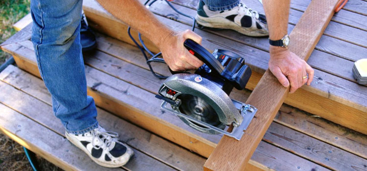 Local Deck Contractors in Valley Village, CA