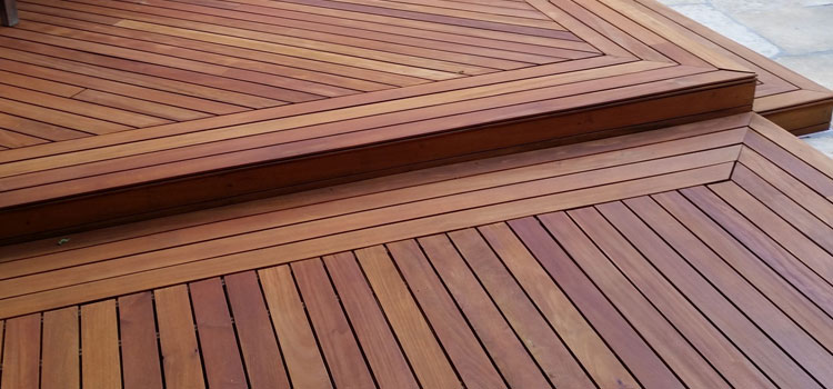 Redwood Decking Material in Valley Village, CA