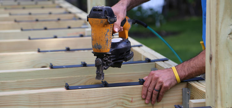 Trex Deck Builders in Valley Village,CA